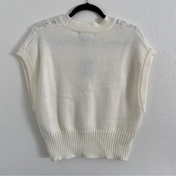 Forever 21 Chunky Knit Oversized Boxy Sweater Vest - Picture 2 of 10